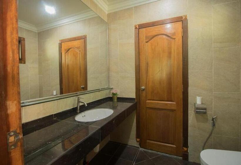 ファミリールーム, Deserenity