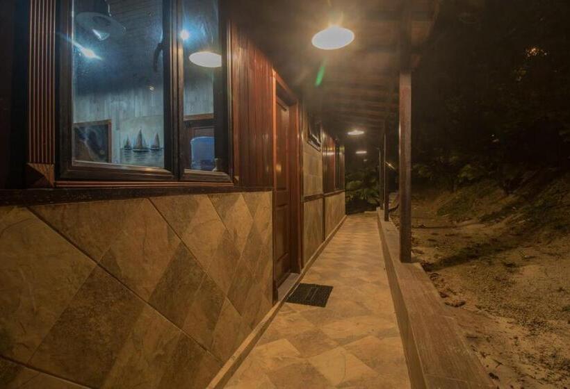 ファミリールーム, Deserenity