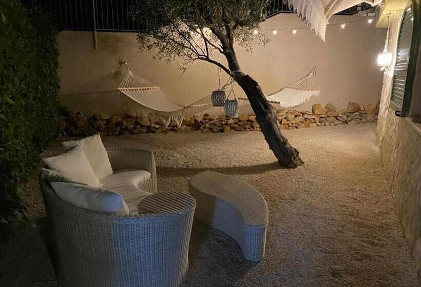 בקתת סופריור בת חדר 1, Villa Delle Ulie By Vivimy