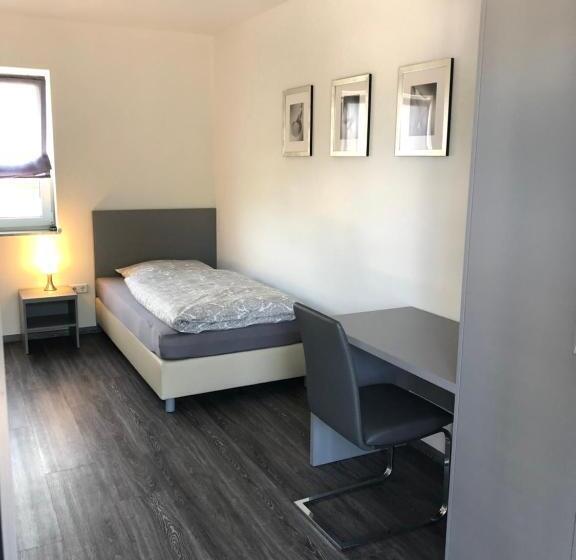 标准间, Gästehaus Strauss