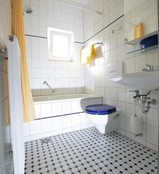 Quarto standard, Am Baronenwald