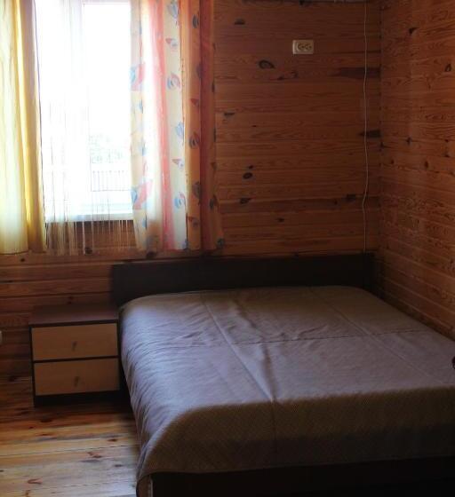 اتاق استاندارد, Complex Mizh Triokh Ozer