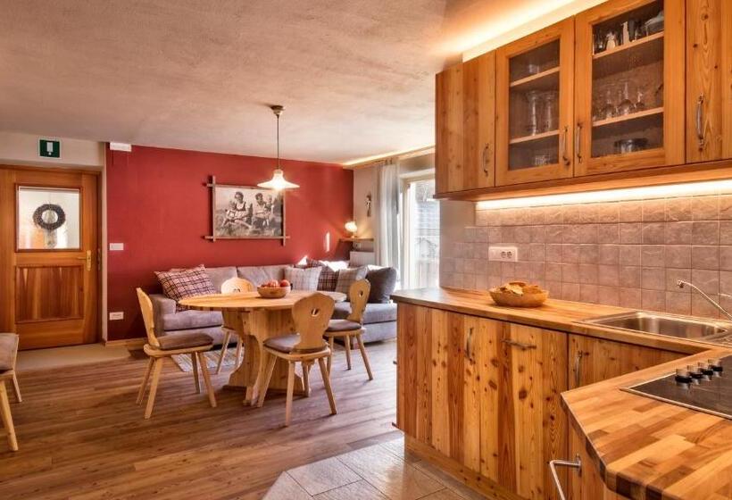 침실 2개 아파트, Widmannhof