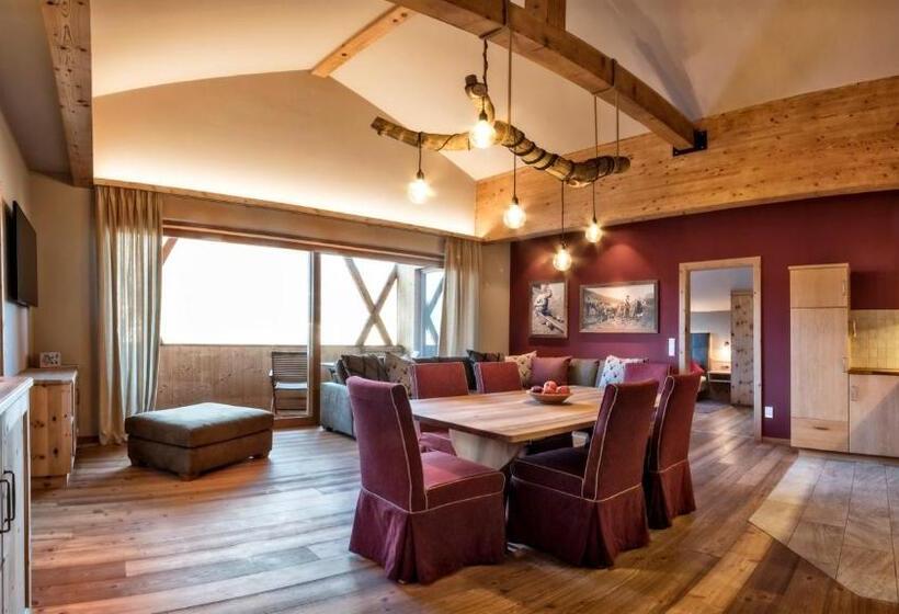 침실 3개 아파트, Widmannhof