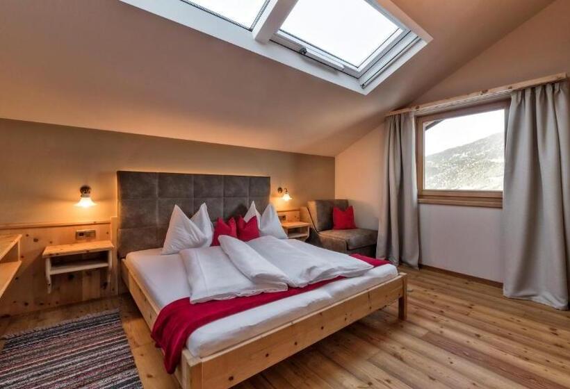 침실 3개 아파트, Widmannhof