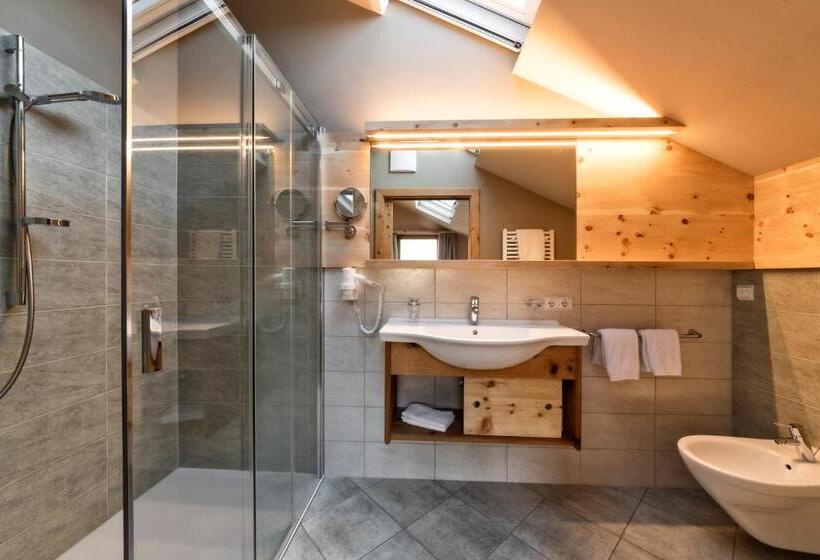 침실 3개 아파트, Widmannhof