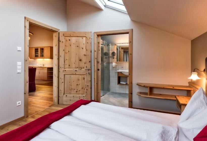 침실 3개 아파트, Widmannhof