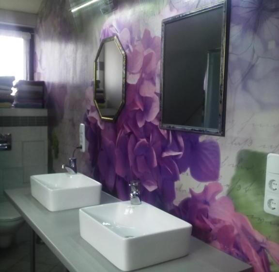 Quarto Quádruplo Standart Casa de Banho Partilhada, Bea S Monteurzimmer