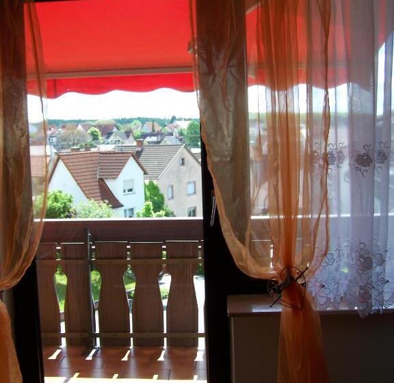 Quarto Quádruplo Standart Casa de Banho Partilhada, Bea S Monteurzimmer