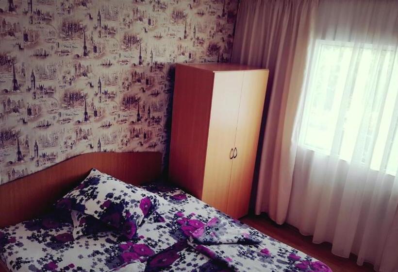 スタンダードルーム, Casa Buşcu