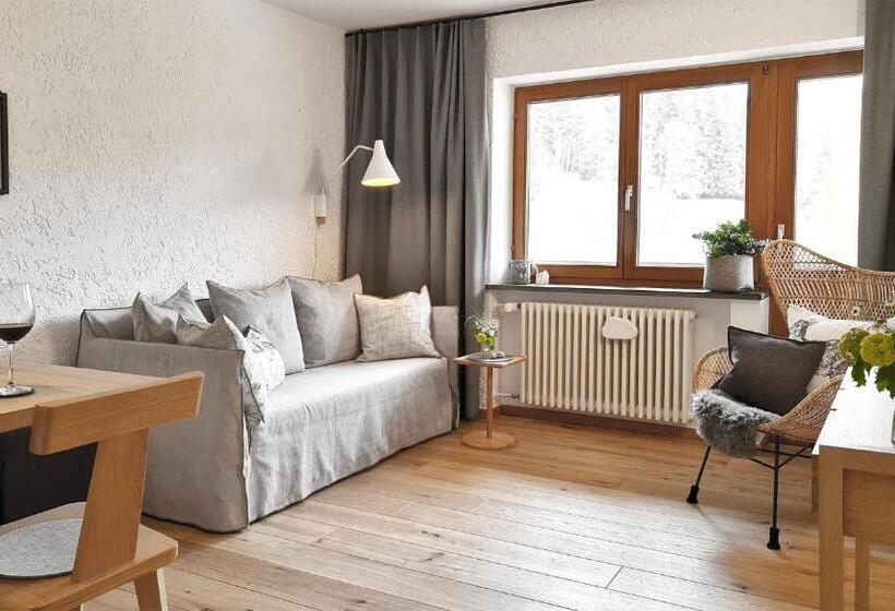 Апартаменты 1 Спальня, Goldvogel Apartments