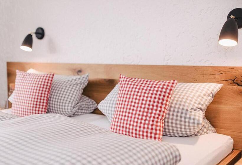 Апартаменты 1 Спальня, Goldvogel Apartments