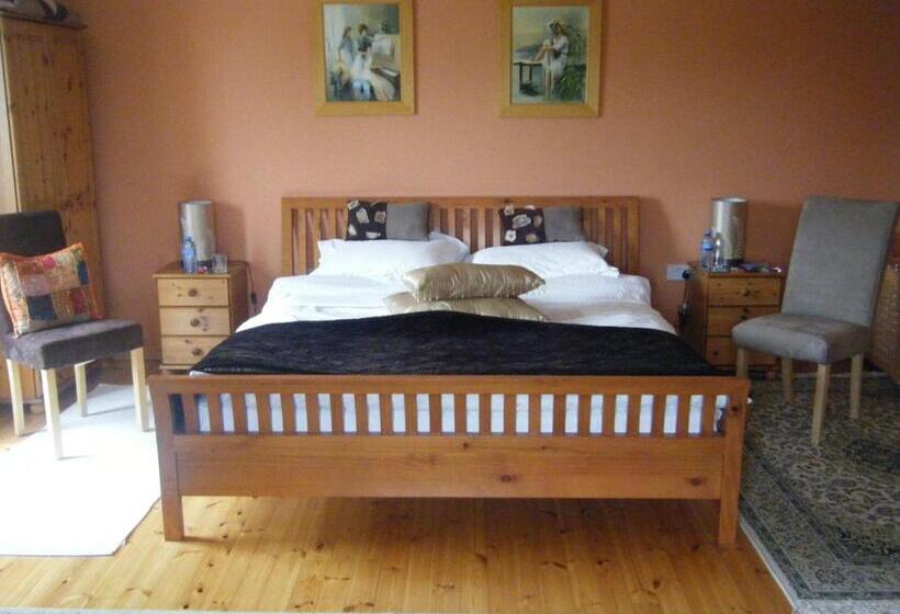 Номер Deluxe Кровать Кинг, Newlands Lodge