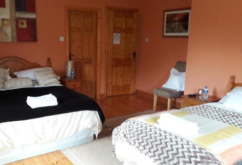 Номер Superior, Newlands Lodge