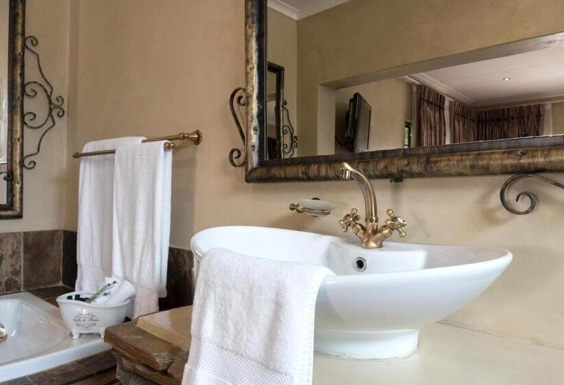 Номер Deluxe Кровать Кинг, Our Heritage Guesthouse