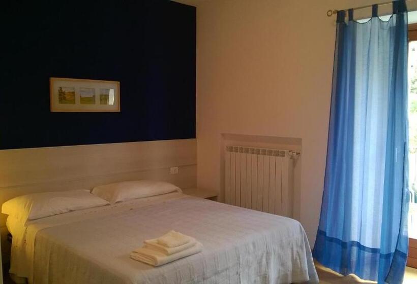 Номер Deluxe с Балконом, Bed And Breakfast Il Ghiro