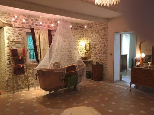 דירת חדר בקומת קרקע, Le Mas Des Armouriers