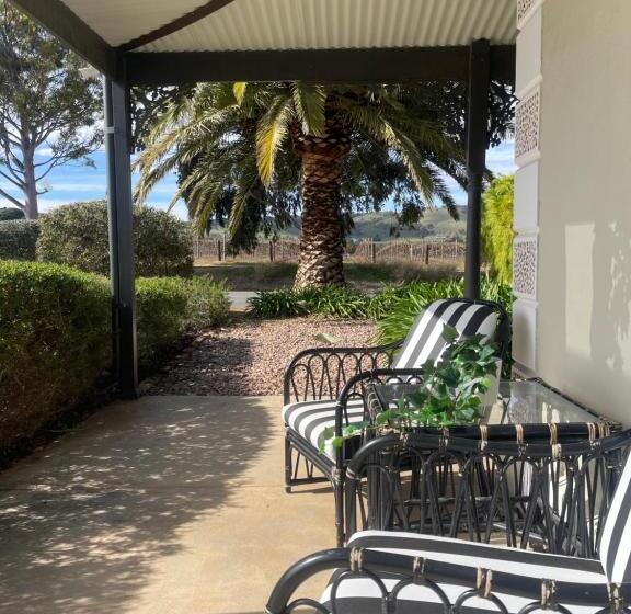 デラックススイート, Pirathon Country Estate