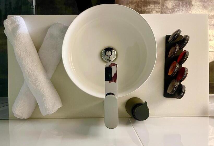 キングサイズベッドのスイートルーム, Pirathon Country Estate