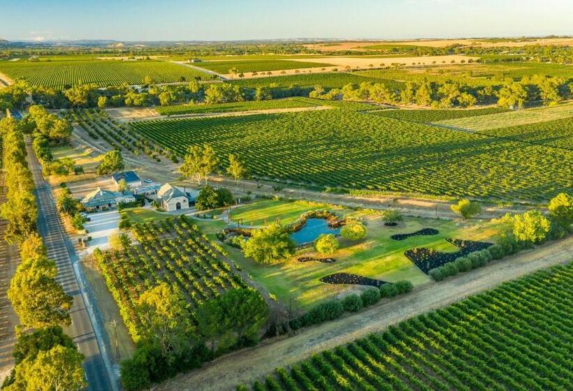가든 전망 스위트, Pirathon Country Estate