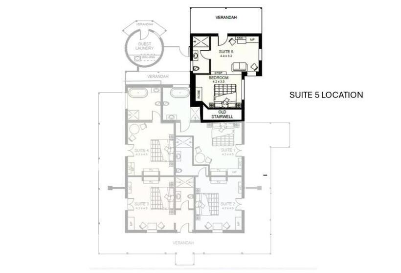 スーペリアースイート, Pirathon Country Estate