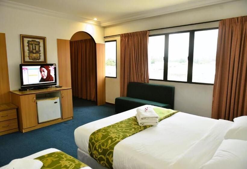 Suite Familiar, Fair Park