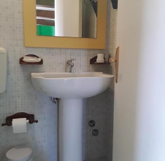 חדר סטנדרט לארבעה, Il Tremolar Della Marina