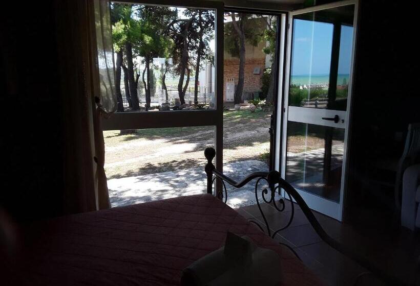 חדר סטנדרט לארבעה, Il Tremolar Della Marina