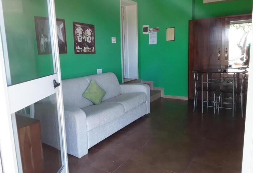 חדר סטנדרט לארבעה, Il Tremolar Della Marina