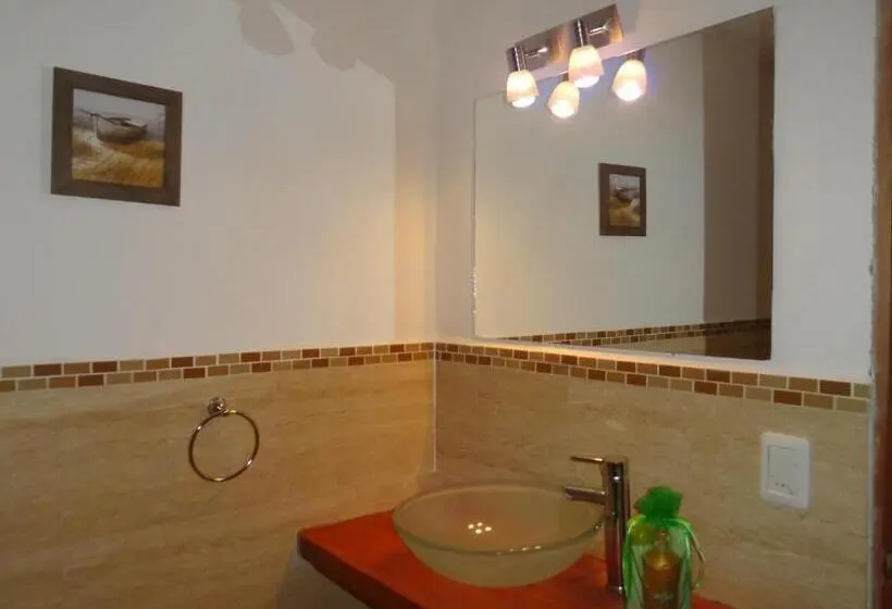 スタンダードトリプルルーム, La Posada De La Pedrera