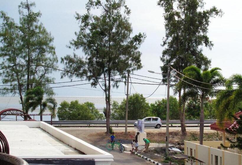 غرفة ديلوكس مزودة بشرفة, D View