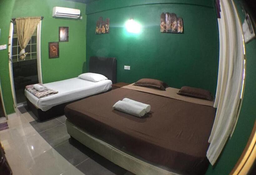 اتاق کلاسیک خانوادگی, Vila Thai