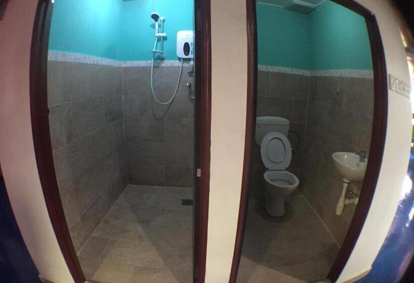 이코노미 싱글 룸, Vila Thai