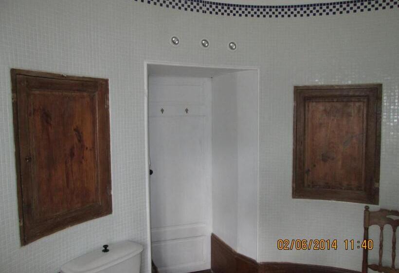 جناح سوبيريور, Château De Souesmes