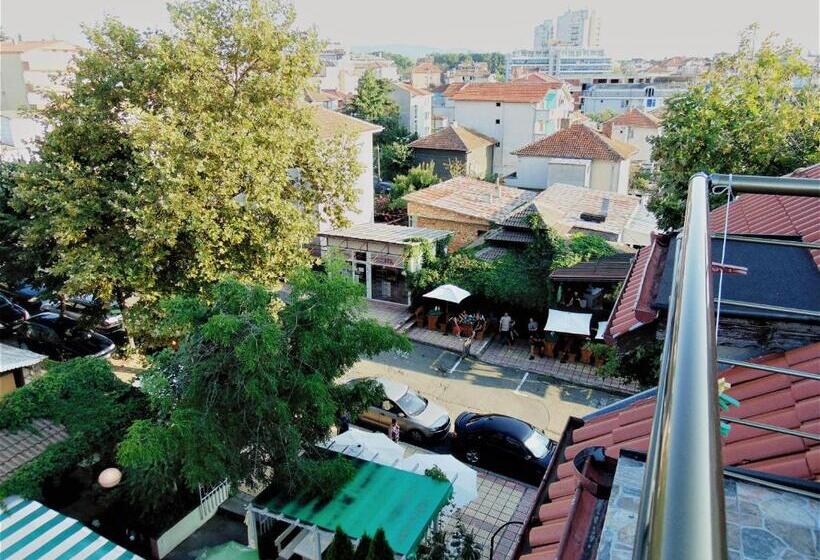 Номер Стандарт Индивидуальный, Globus Kiten