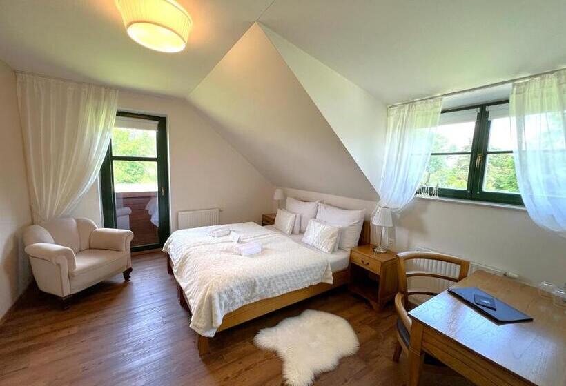 דירת חדר, Mlýn Vodníka Slámy   Penzion