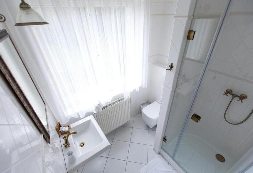 סוויטה נוף לגינה, Mlýn Vodníka Slámy   Penzion