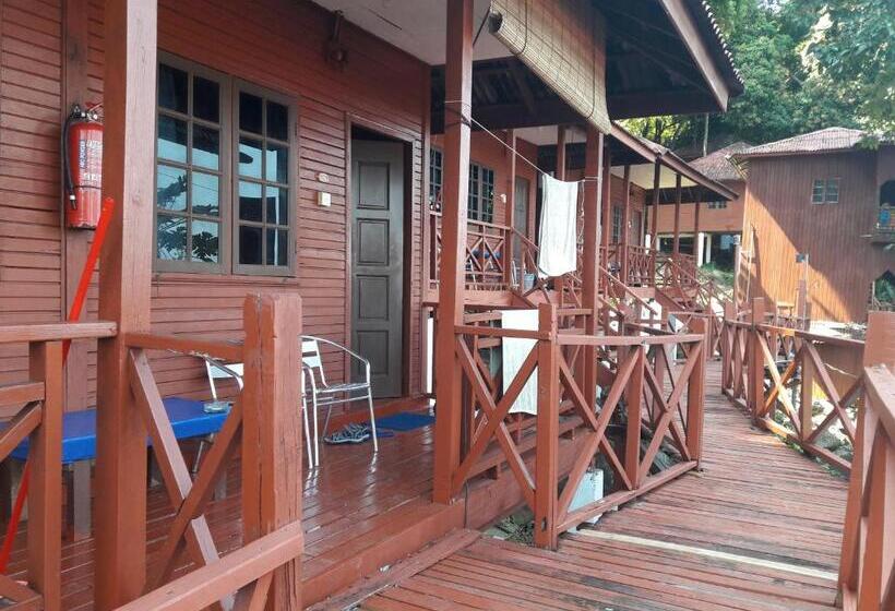 غرفة قياسية مطلّة علي البحر, Senja Bay Resort