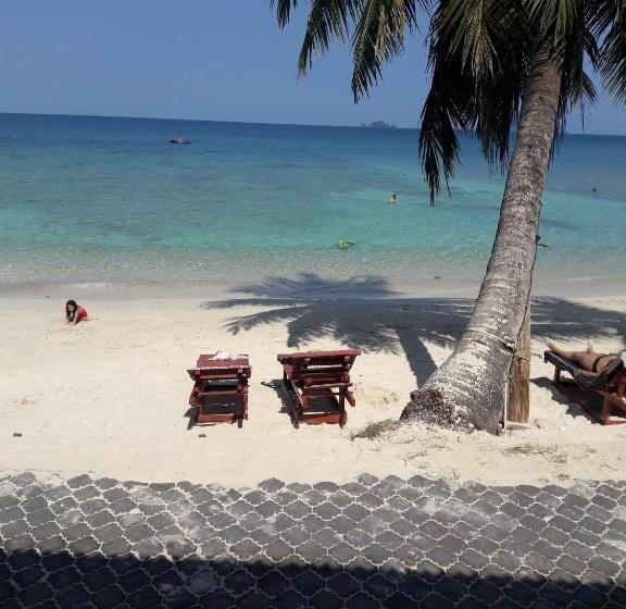 غرفة ديلوكس مطلّة علي البحر, Senja Bay Resort