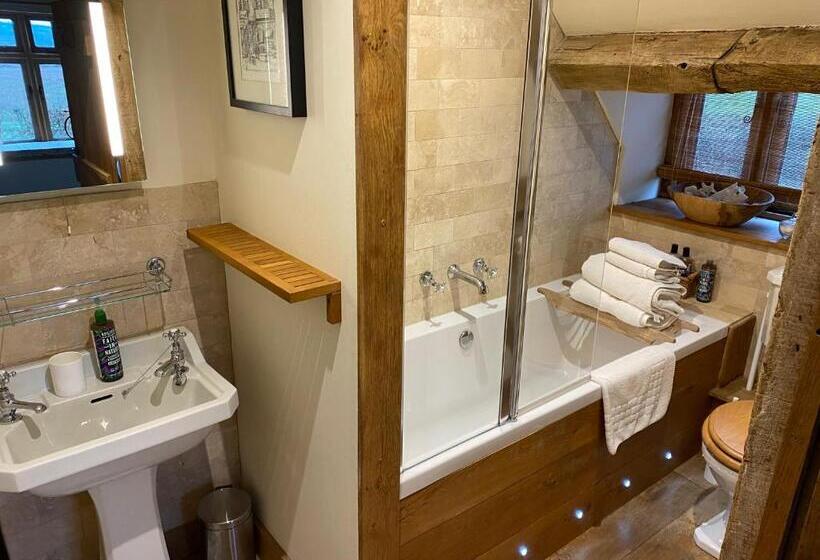 带大床的高级房间, Timberstone Bed & Breakfast