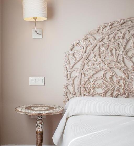 Standard room with outdoor bath, Hi Valencia Boutique