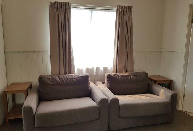 침실 2개 빌라, Canberra Carotel Motel