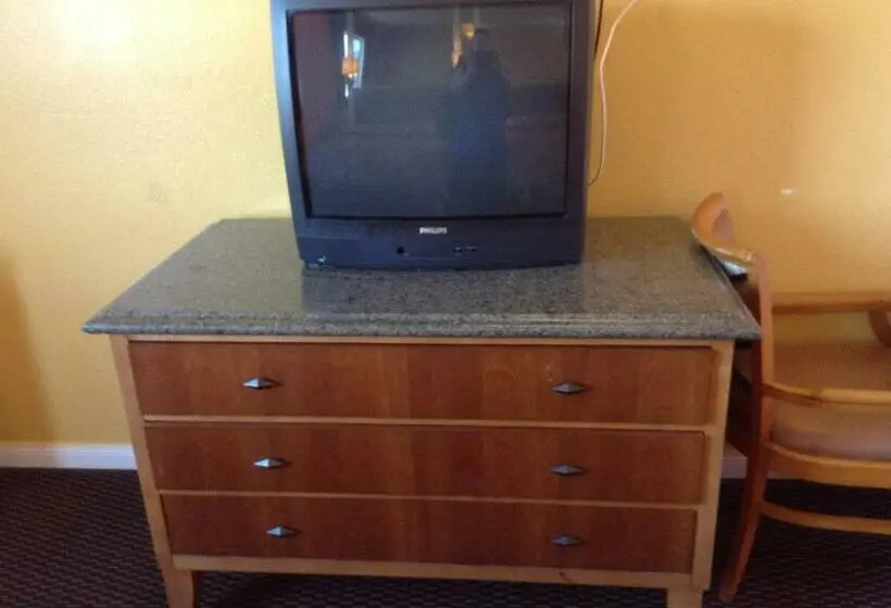 اتاق استاندارد با تخت بزرگ, Coast Motel