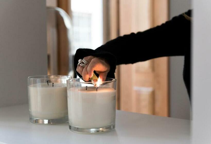 Estúdio Standard, Flora Chiado Apartments