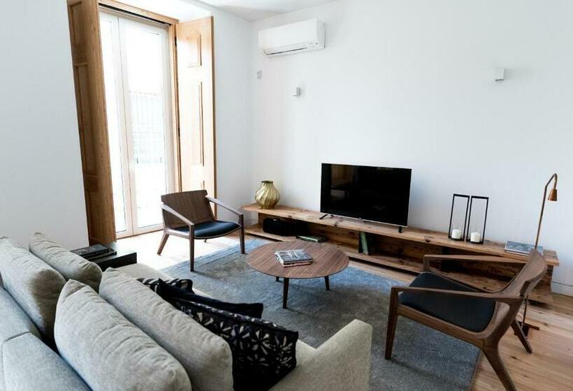 Estúdio Standard, Flora Chiado Apartments