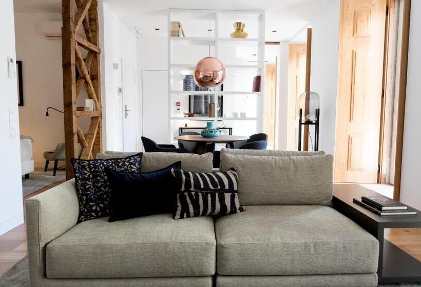 Estúdio Standard, Flora Chiado Apartments