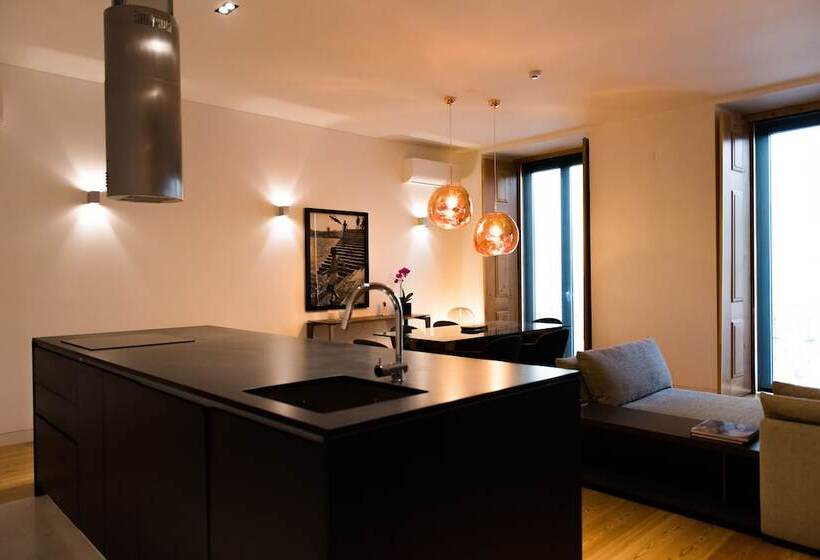 Apartamento 2 Quartos com Terraço, Flora Chiado Apartments