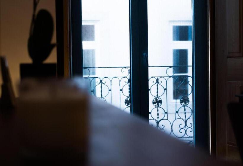 Apartamento 2 Quartos com Terraço, Flora Chiado Apartments