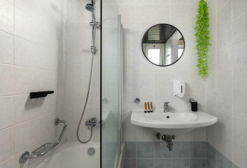 סטודיו סטנדרט עם מרפסת, Goji Vegan