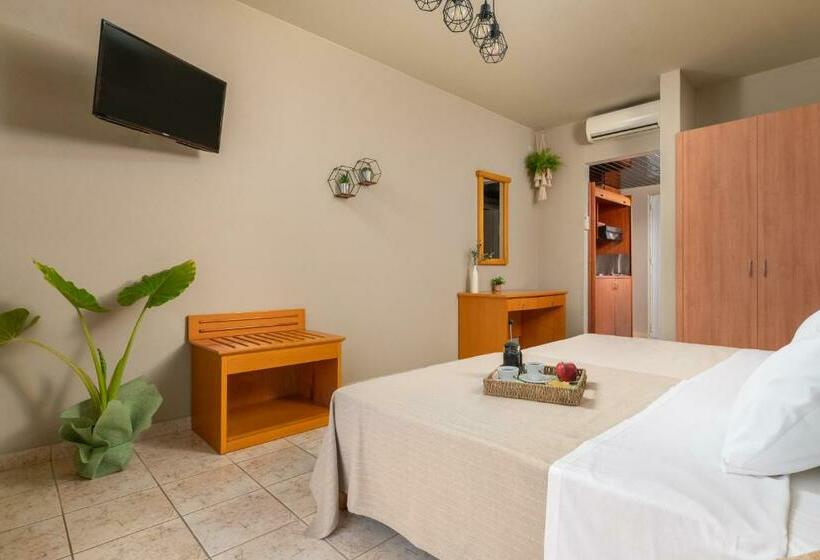 סטודיו סטנדרט עם מרפסת, Goji Vegan